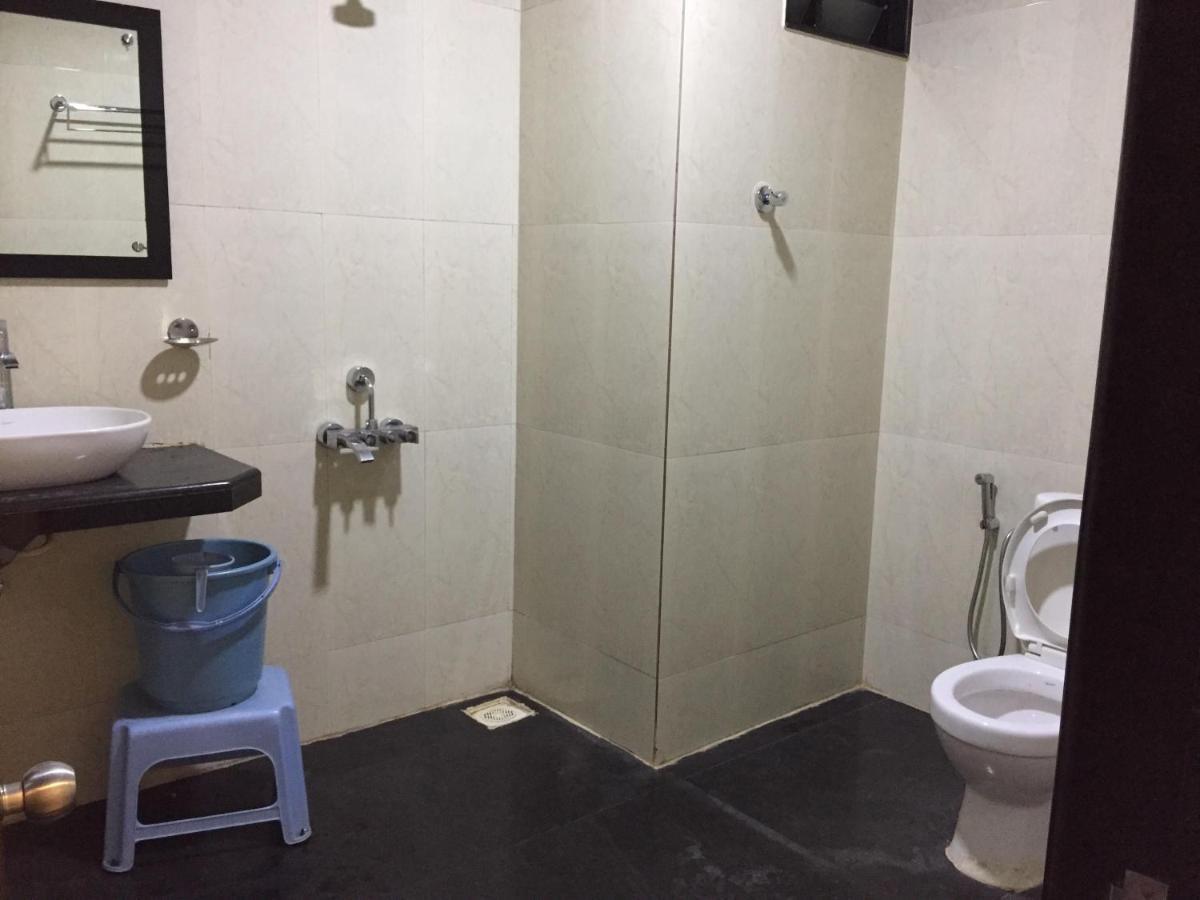 Hotel Green Park Suites Manipal Extérieur photo