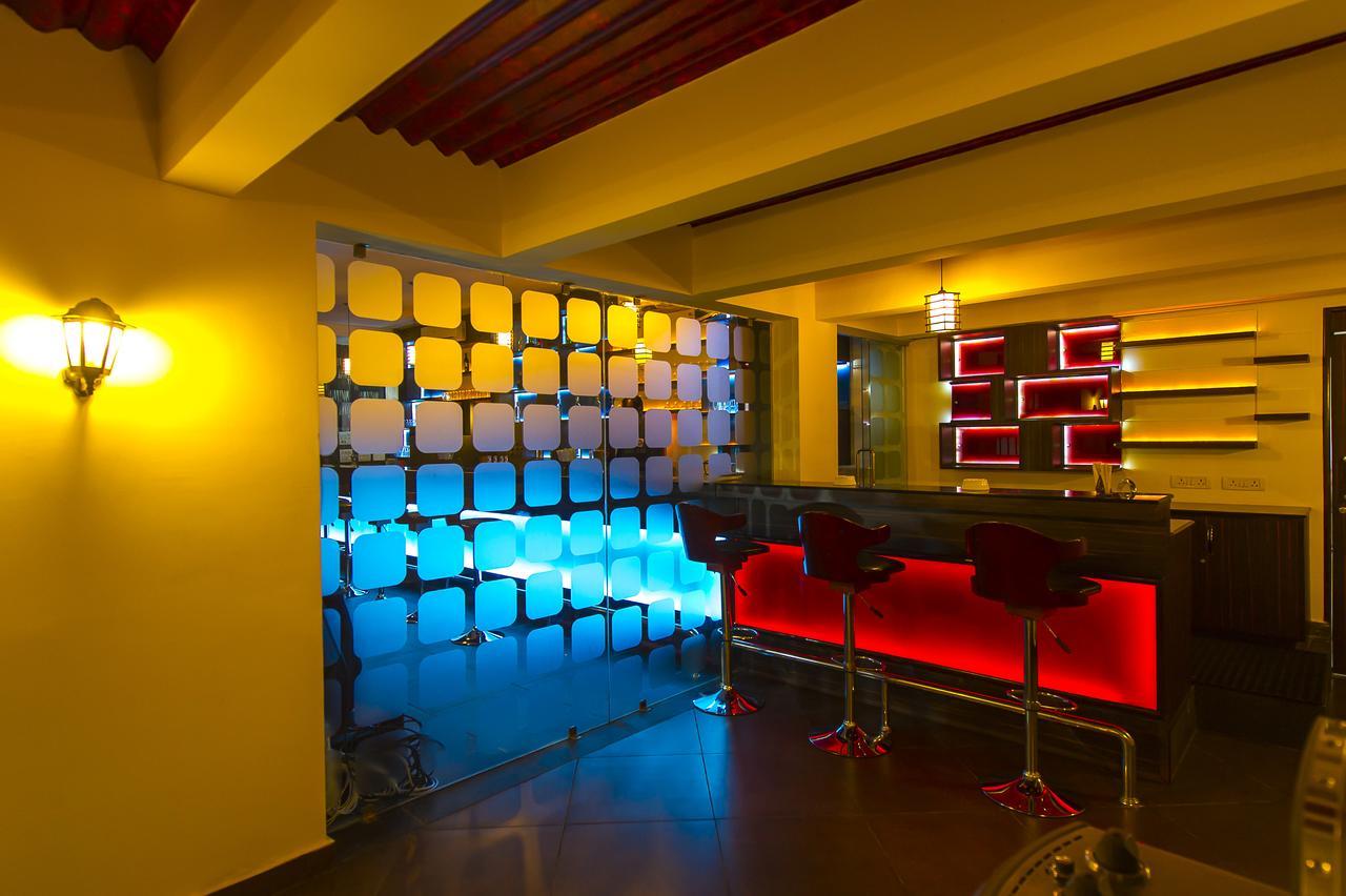 Hotel Green Park Suites Manipal Extérieur photo